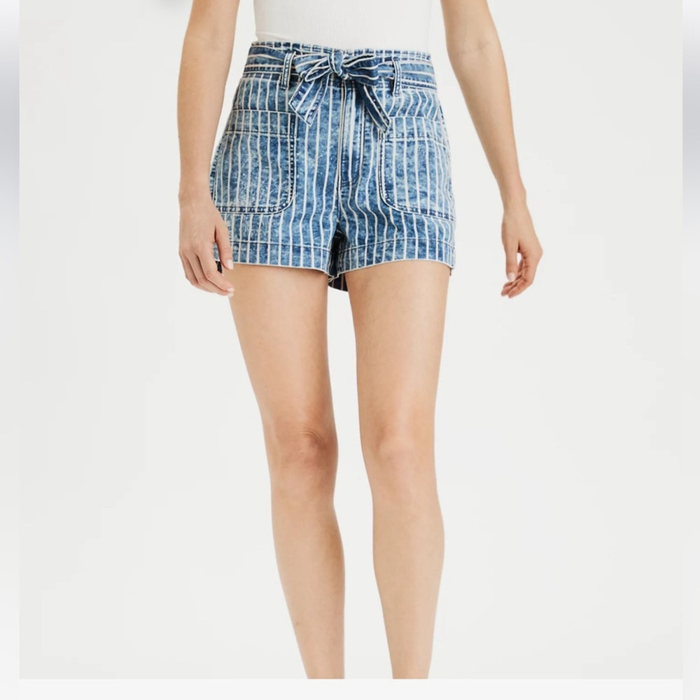 American Eagle Blue Denim Striped Tie Belt Shorts Highest Rise Stretch size 12